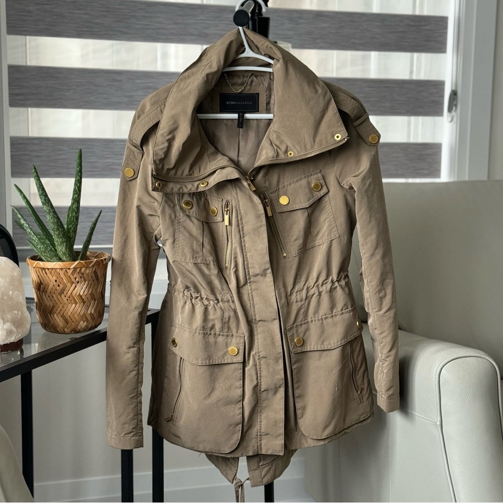 BCBGMaxAzria Tan and Gold Trench Coat with Adjustable Waist